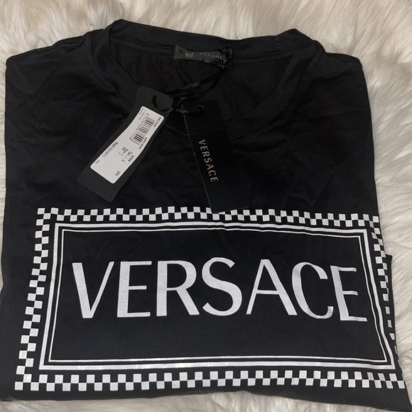 Versace T-shirt - Picture 5 of 9